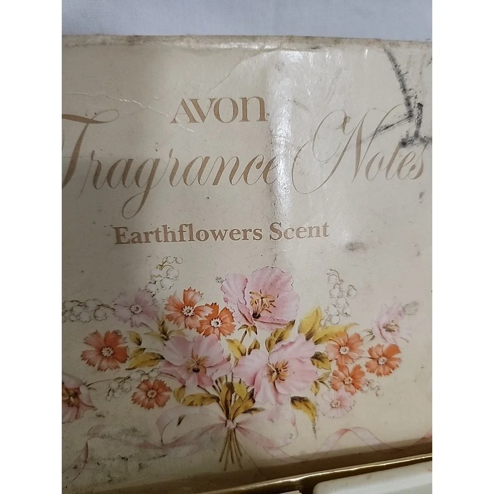 Avon‎ Vintage Fragrances Notes In Original Box